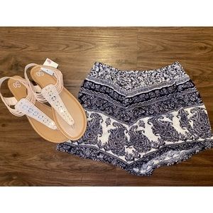 NWT Angie shorts